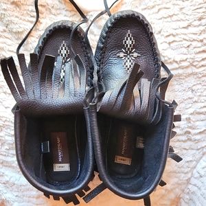 Manitobah moccasins,  black, size 9.